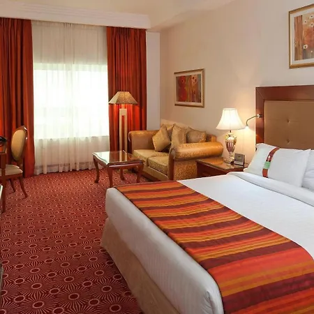 Sunday Hotel Holiday International Dubai-3