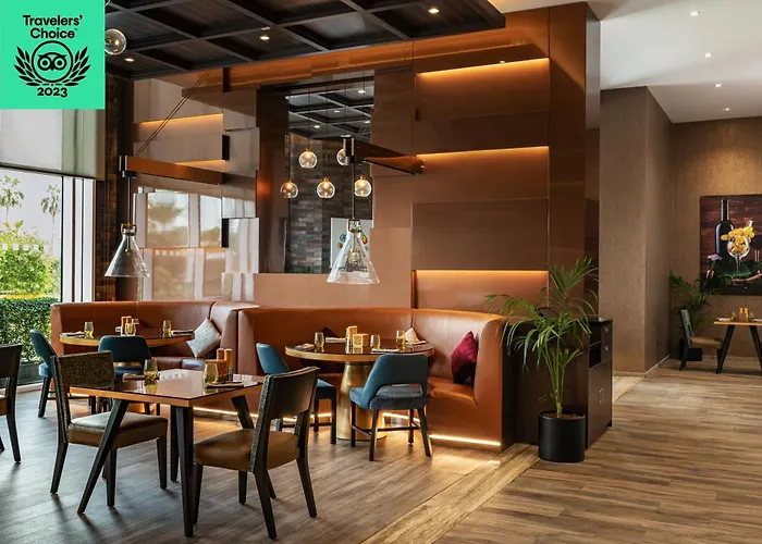 Familiehotel: Radisson Dubai Damac Hills