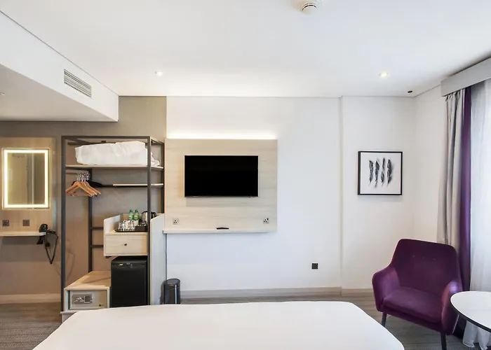 3 star hotel: Premier Inn Dubai International Airport - An Emirates Group Company