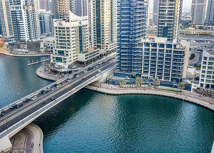 Stunning Space With Full Marina View