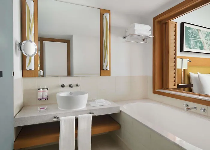 Hotel familiar: Moevenpick Hotel Jumeirah Beach