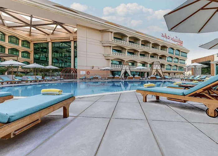 Hotels with tennis Moevenpick Grand Al Bustan
