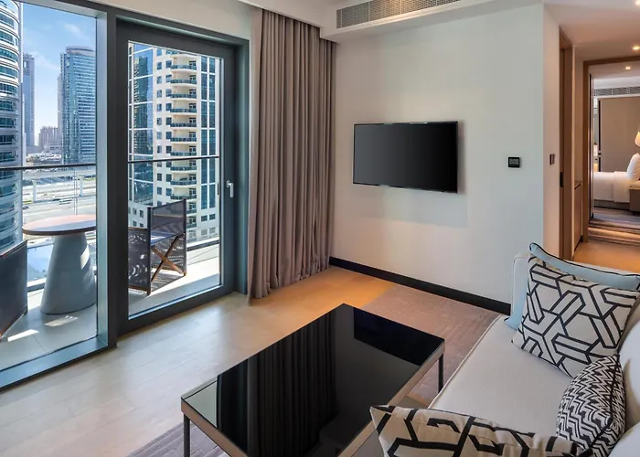  Vida Dubai Marina & Yacht Club